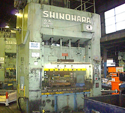 200TON（3台）150TON（1台）