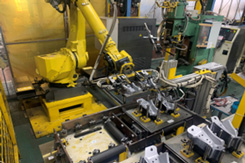 溶接ロボット（専用機）